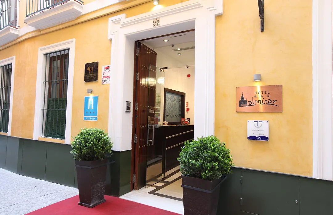 La Bella Sevilla-1